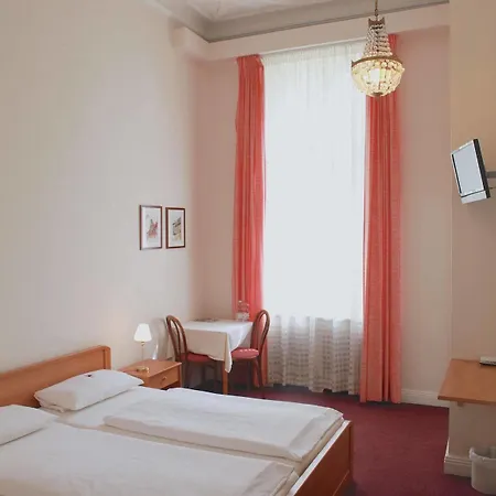 Fasanenhaus Affittacamere 3*