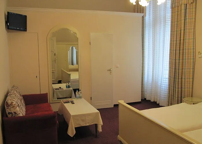 Fasanenhaus Konukevi 3*