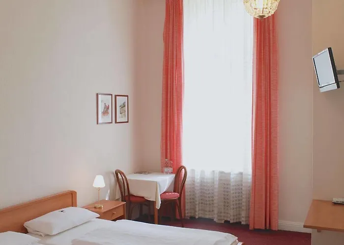 Fasanenhaus Konukevi 3*