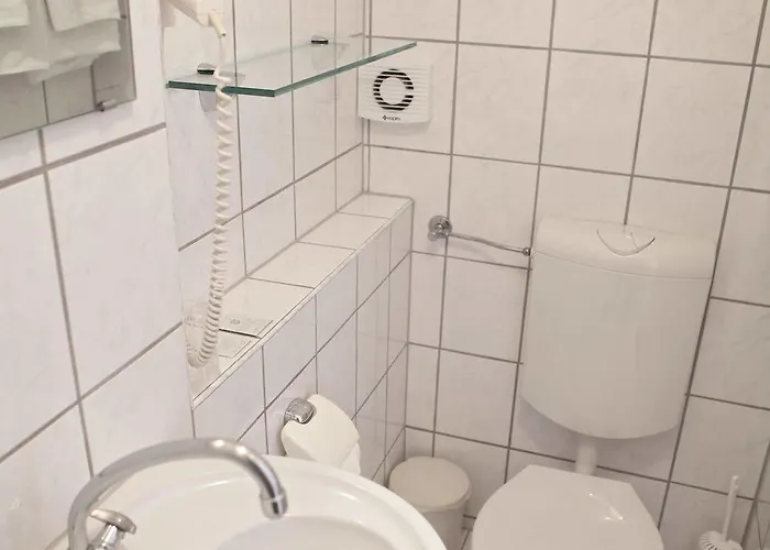 Fasanenhaus Konukevi 3*