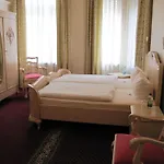 ゲストハウス Fasanenhaus 3*
