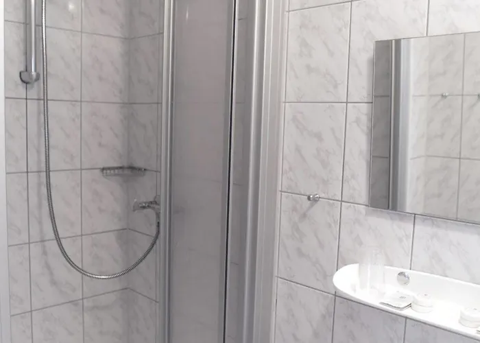 Fasanenhaus بيت ضيافة 3*